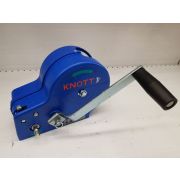 Лебедка ручная для прицепа в корпусе 900 кг. с фалом Knott